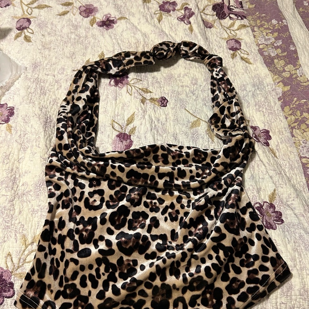Leopard Print Halter Top - Picture 3 of 3